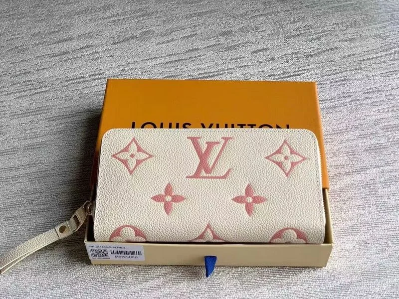 Louis Vuitton crossbody bags with a woven leather strap for textureBoldCollect - LOUIS VUITTON BAGS - 824