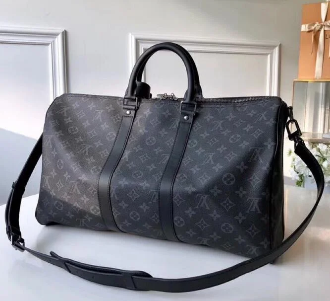 Louis Vuitton Capucines bags with smooth calfskin leather for luxuryBoldCollect - LOUIS VUITTON BAGS - 796