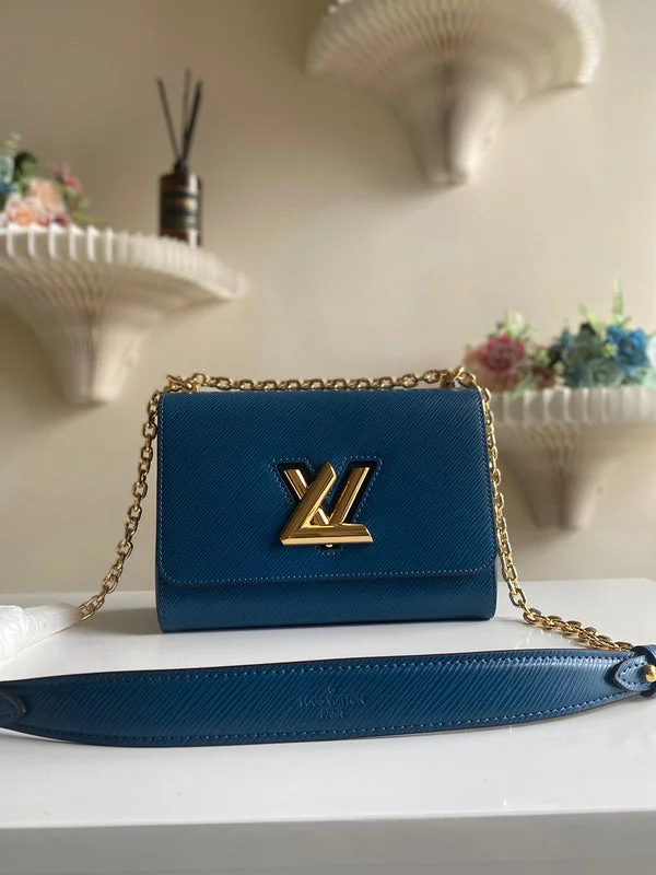 Ladies Louis Vuitton Petite Malle bags with a star - shaped charm for cutenessBoldCollect - LOUIS VUITTON Bags - 664