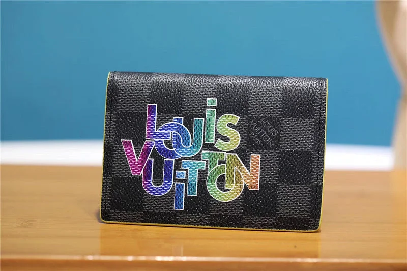 Louis Vuitton Twist bags with a snakeskin - effect panel for a bold lookFranco Shops - Louis Vuittons  - 10991