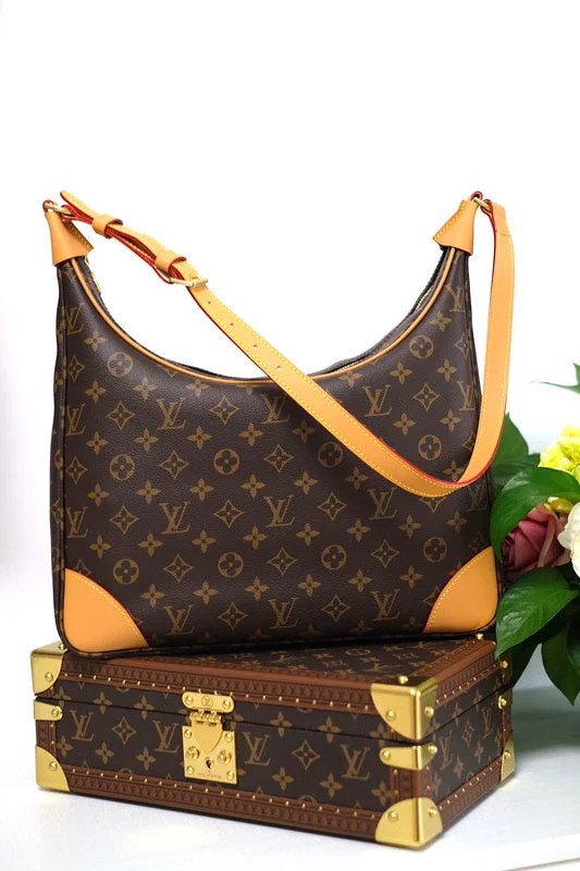 Louis Vuitton tote bags with a water - resistant coating for outdoor useBoldCollect - LOUIS VUITTON Bags - 842