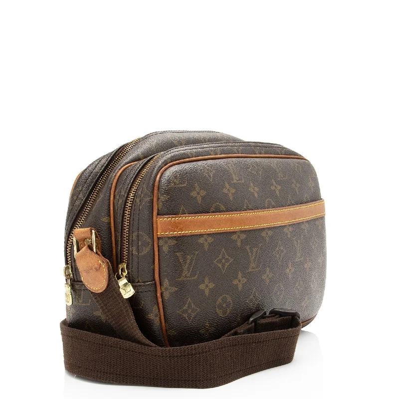 Louis Vuitton bags with a chain - link trim and a leather body for a modern edgeLouis Vuitton Monogram Canvas Reporter PM Messenger (aQkHd4)