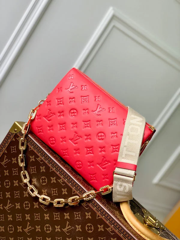 Louis Vuitton bags with a chain - link trim and a leather body for a modern edgeBoldCollect - LOUIS VUITTON Bags - 618