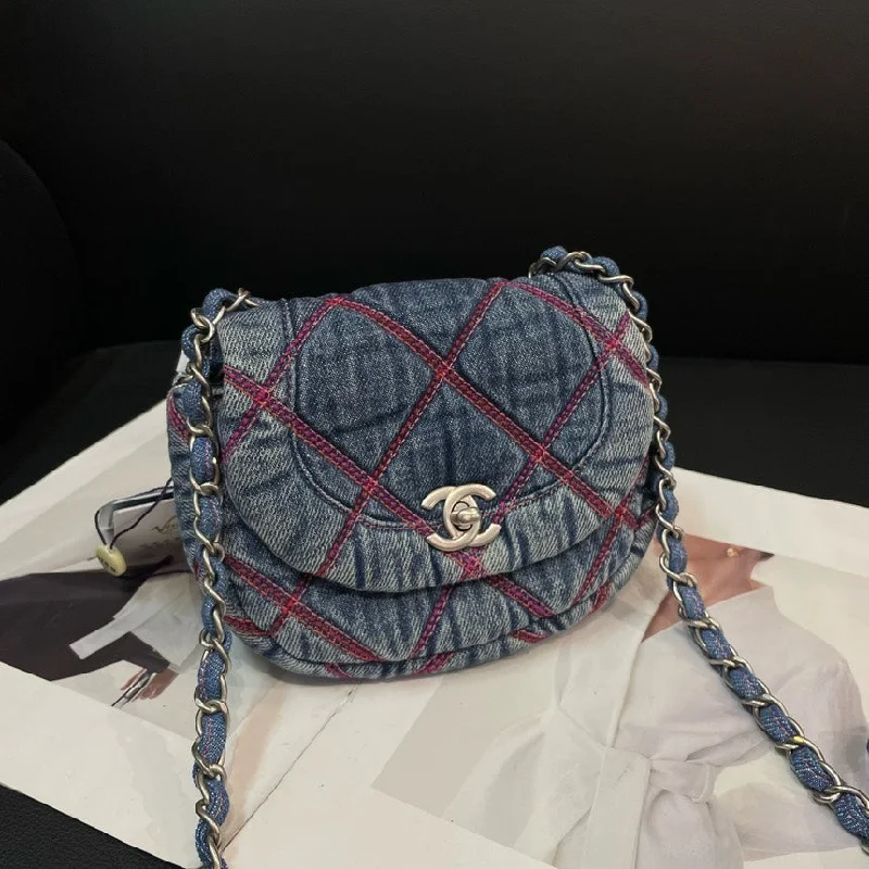 Chanel Chain Strap Handbag for Everyday UseChanel Tennin Piggy Bag Denim Quilted Chip Model Blue 17cm