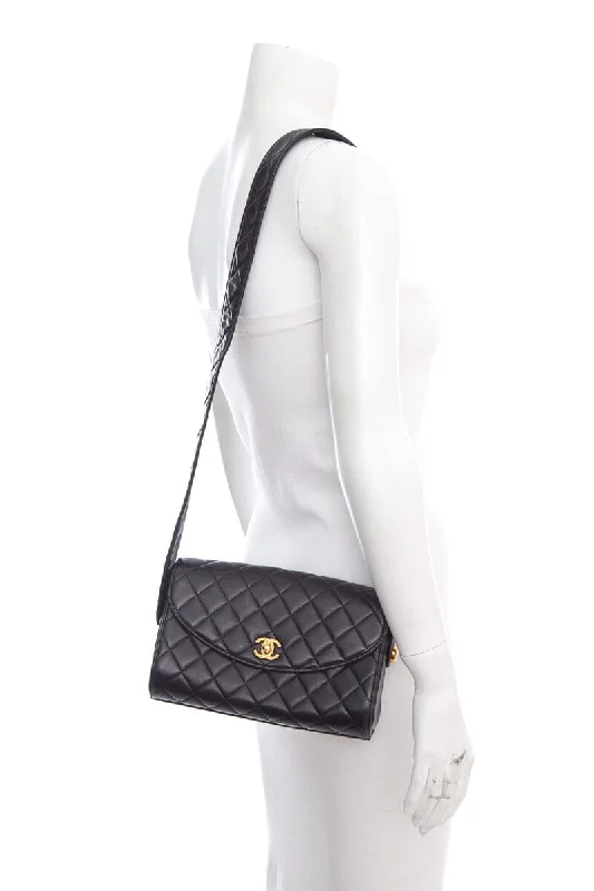 Chanel classicChanel Vintage 1991 Black Quilted Lambskin Flap Crossbody Handbag with Gold Hardware