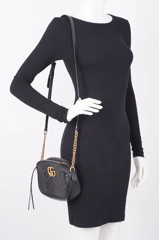 Ladies Gucci shoulder bags with a wide - width strapGucci Womens GG Marmont Bag Black Leather Small