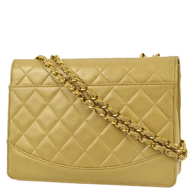 Chanel bags with iconic stitching detailsChanel 1989-1991 Beige Lambskin Medium Mademoiselle Lock Flap Bag