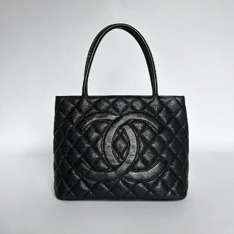 Chanel Vintage Inspired Handbag for Retro LoversChanel Medaillon Caviar Leather