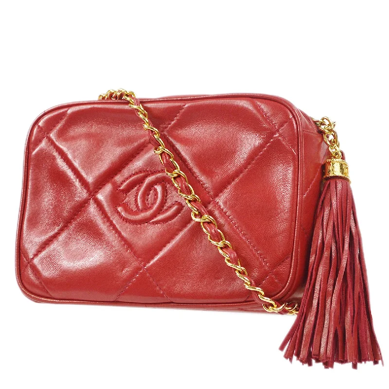 Chanel bags as wedding day accessoriesCHANEL 1986-1988 Camera Bag Mini Red Lambskin 97316