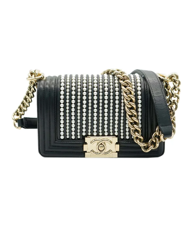 Chanel bags sale 2025Chanel small pearl & black boy bag - AJC0777