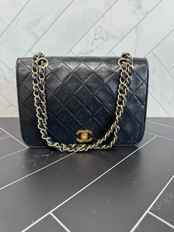 Chanel bags for a polished and professional appearanceChanel 24k Hardware Black Quilted Lambskin Single Flap