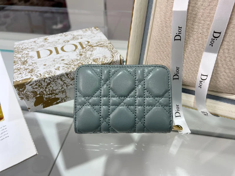 High - fashion Christian Dior bags with a geometric patternChristian Dior - Luxury Bags  095