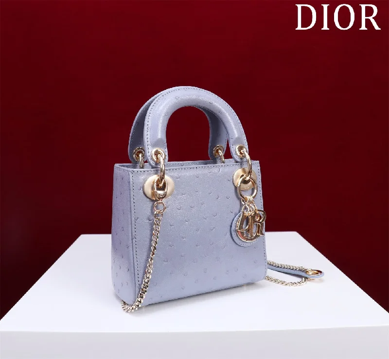 Trendsetting Christian Dior crossbody bags with a colorful strapChristian Dior - Luxury Bags  121