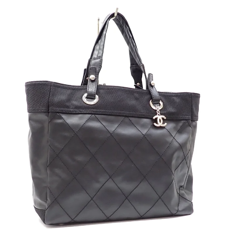 Chanel bags perfect for everyday elegCHANEL A34209 Women's Coated Canvas Tote Bag Black